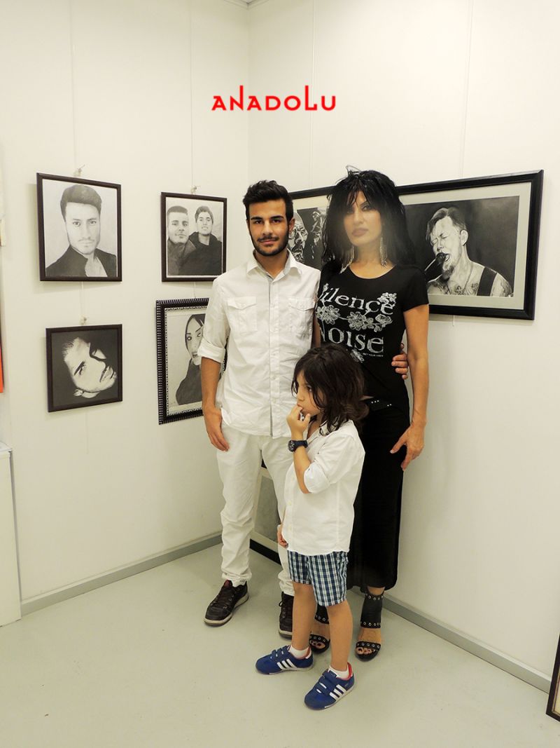 Karakalem Sergisi Düzenleyenler Bursa