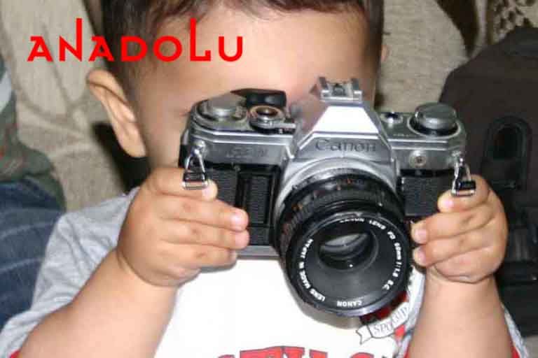 Fotoğraf Çeken Bebek Bursa